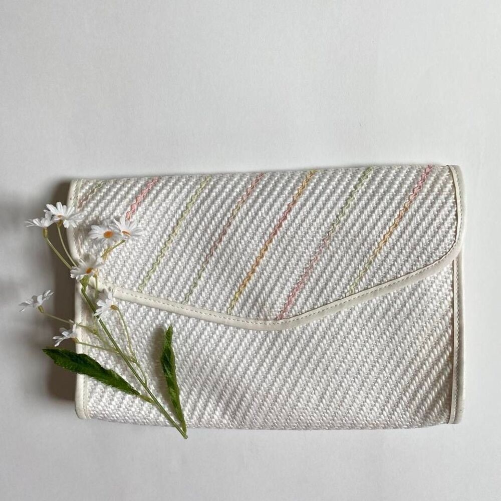 Vintage white woven pastel clutch bag